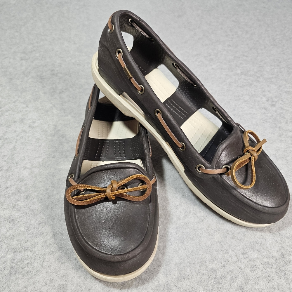 CROCS Beach Line Womens Boat Shoes Brown & Cream Rubber Flats Loafers Size 8
